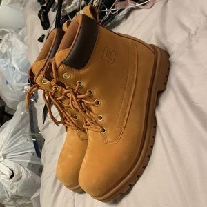 Fila boots Crushed velvet new with tag